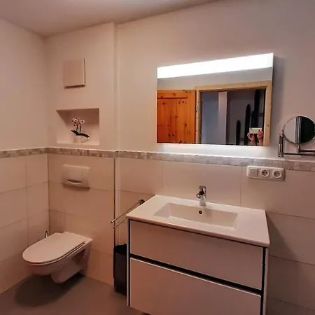 Loisenhof Apartman *