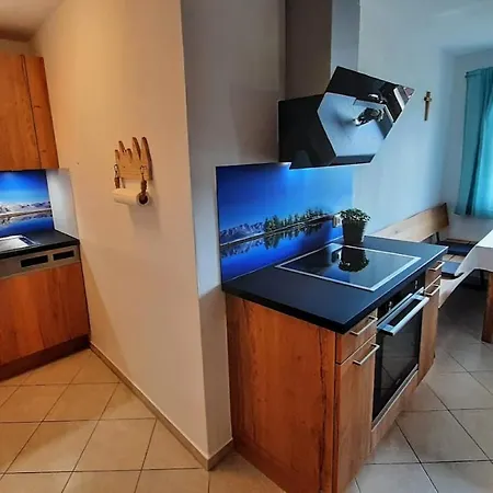 Loisenhof Apartment *